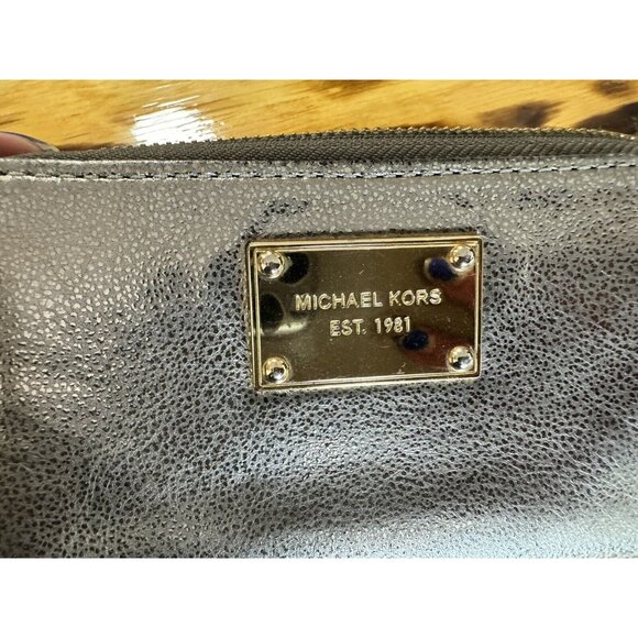 Michael Kors Women's Wallet Gray Zip Around City Designer Preppy‎ Classic Modern - Picture 3 of 8